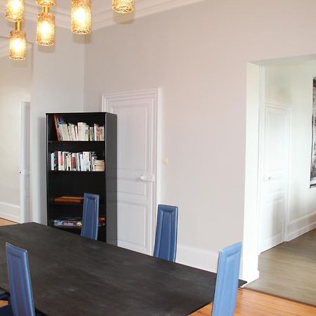appartement entièrement rénové de 100 M2 à 2 pas de la plage Les Sables-dʼOlonne Esterno foto