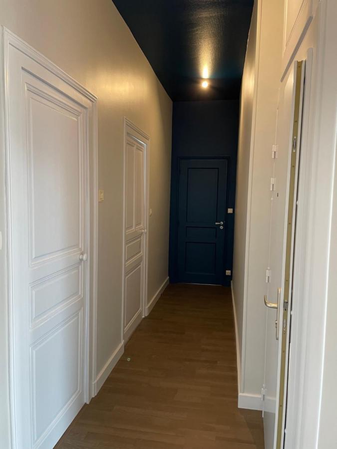 appartement entièrement rénové de 100 M2 à 2 pas de la plage Les Sables-dʼOlonne Esterno foto